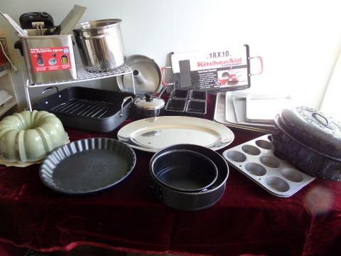 KITCHEN PANS, COOKIE SHEETS, KITCHEN AID ROASTER, T-FAL PRO- FRYER, ETC.