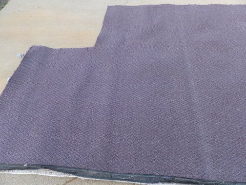 MAUVE CARPET PIECE