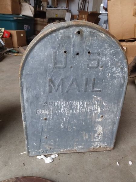 VINTAGE GALVANIZED LARGE MAIL BOX,  2 BUCKETS, A LID AND AN OLD LADLE!