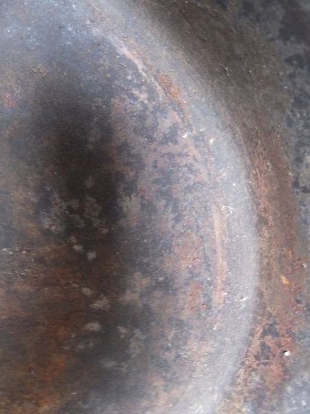 HEAVY CAST IRON COOKWARE