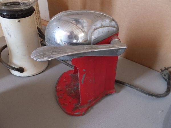 VINTAGE KITCHEN ITEMS, COFFEE GRINDER, JUICE O MATI, MEAT GRINDER AND MORE