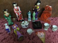 VARIETY LOT VINTAGE ASIAN COLLECTIBLES