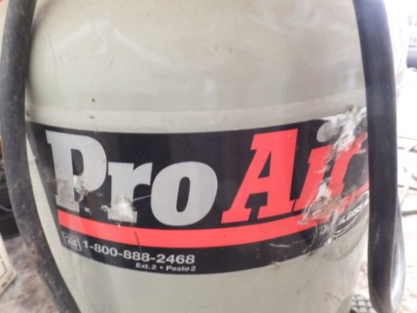 VERTICAL  AIR COMPRESSOR - PRO AIR