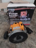 CHICAGO POWER TOOLS PLUNGE ROUTER