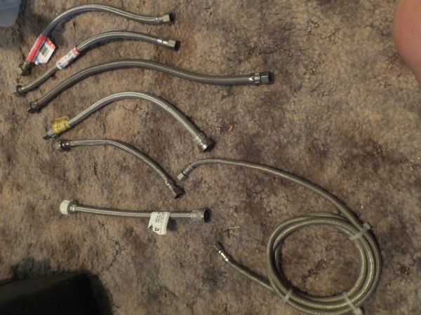 BIG LOT OF NEW AND USED PLUMBING PARTS