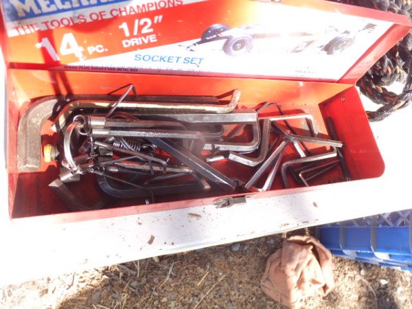 TRUCK BED TOOL BOX WITH LOADS OF TOOLS INCLUDING SNAP-ON TOOLS