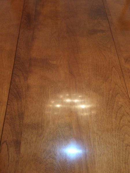 ABSOLUTELY BEAUTIFUL VINTAGE DROP LEAF SOLID MAPLE WOOD DINING TABLE