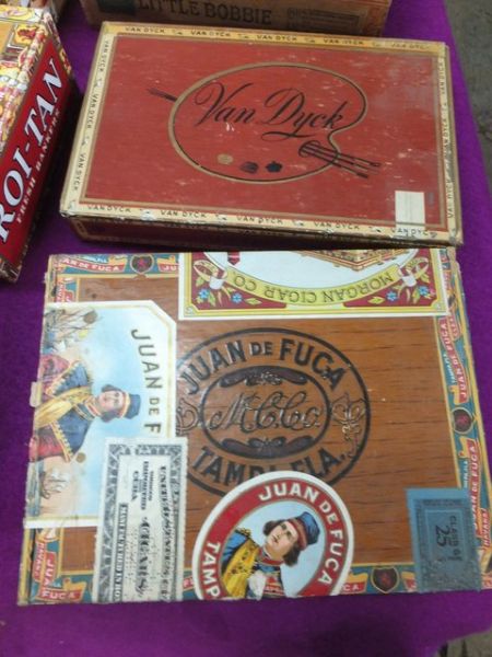 COUNT THEM 11 VINTAGE COLLECTIBLE CIGAR BOXES
