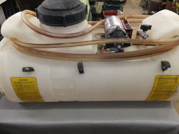 SPOTLYTE 15 GALLON SPRAYER