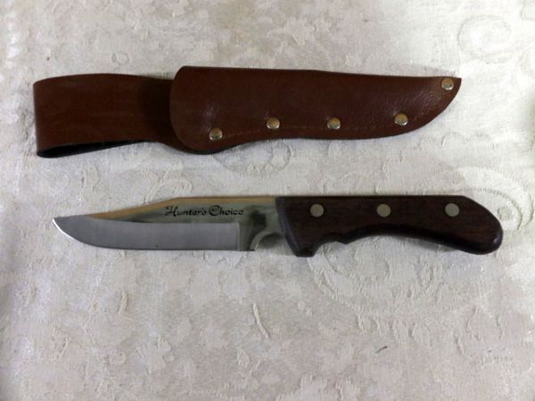 HUNTING KNIFE, FILET KNIFE, JOHN WAYNE & INDIAN KNIFE 