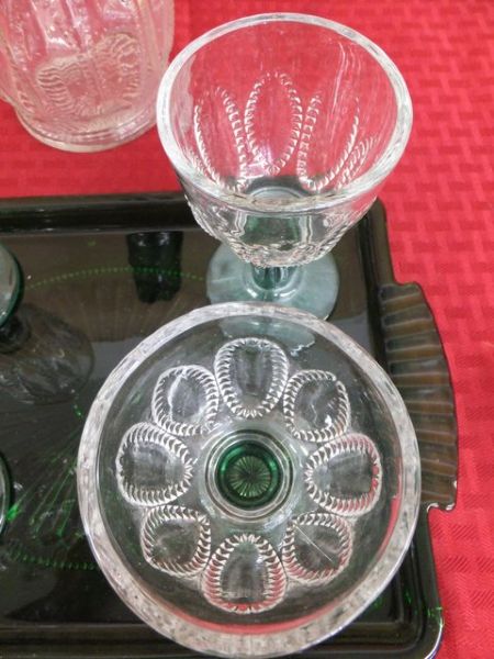 GLASS DECANTER & CORDIAL SET
