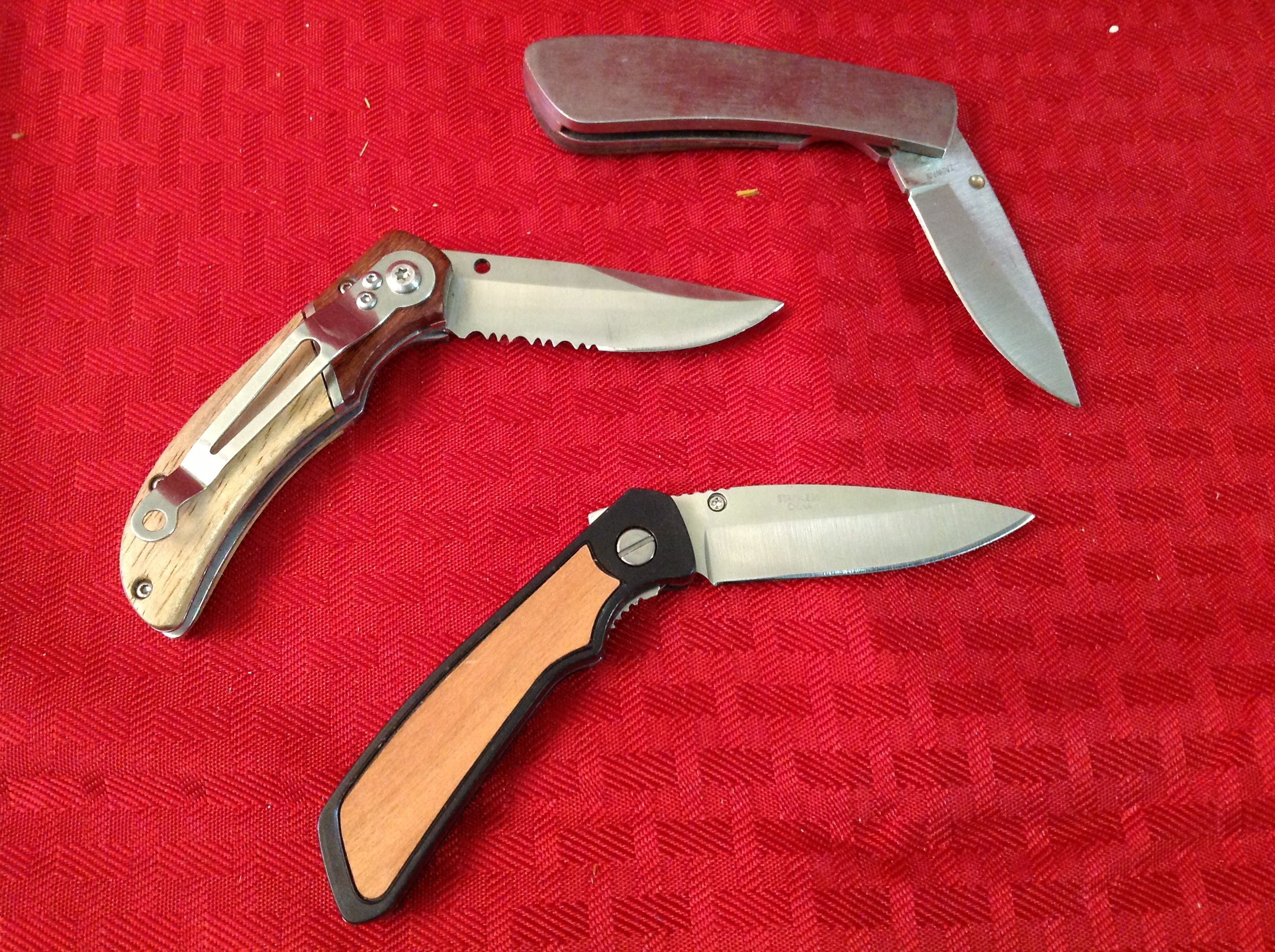 Lot Detail Six Folding And Pocket Knives Plus Two Knife And File Belt Clips