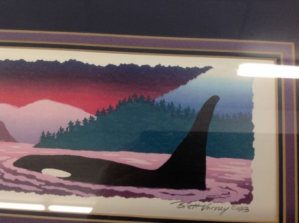 KILLER WHALES PRINT, BRIGHT SEAHORSE, LEAD CRYSTAL DOLPHIN AND COLORFUL GLASS PIECES