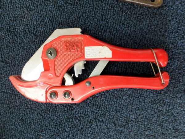 PIPE WRENCHES AND PVC CUTTER