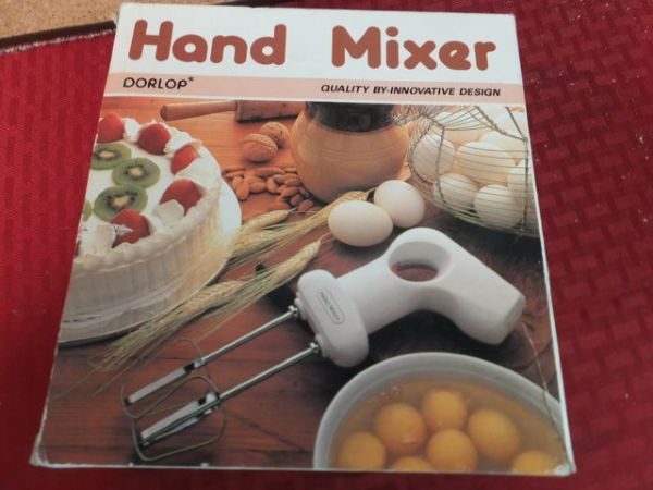 RIVAL CROCK POT, ELECTRIC KNIFE AND MICROWAVE TENDER COOKER, DORLOP HAND MIXER