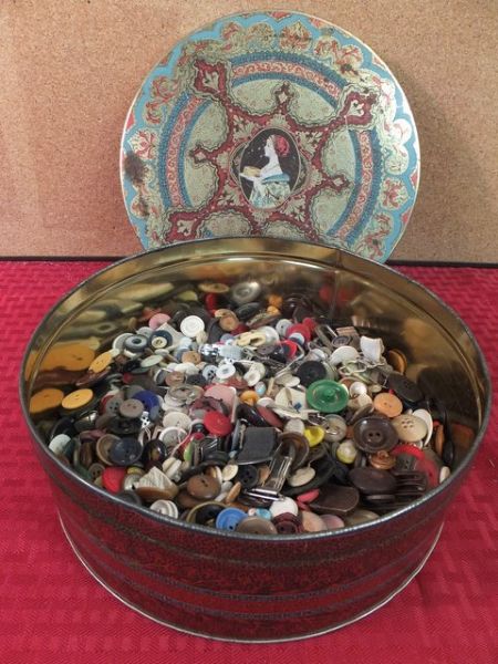 VINTAGE TIN FULL OF BUTTONS!