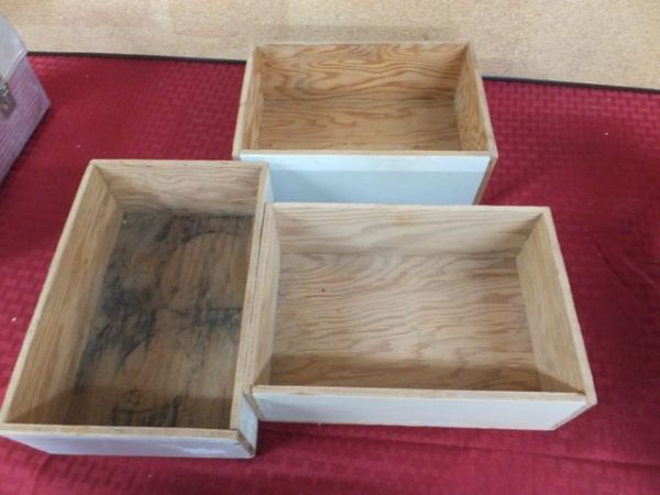 BOXES TO PUT THINGS IN.  VINTAGE LUNCHBOXES & HANDMADE WOOD BOXES