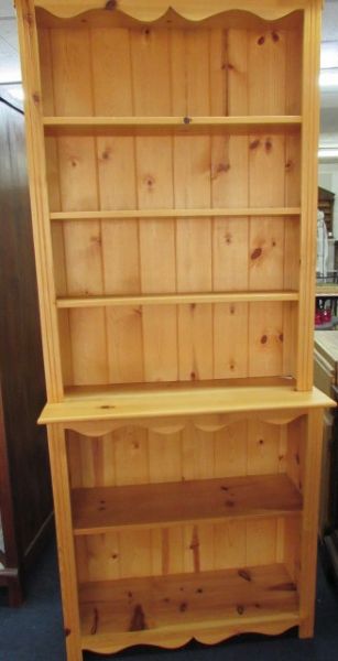 PINE HUTCH-STYLE BOOKCASE