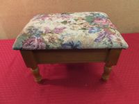 FOOTSTOOL WITH UPHOLSTERED TOP