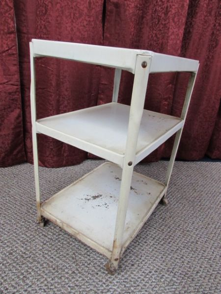 VINTAGE METAL ROLLING CART