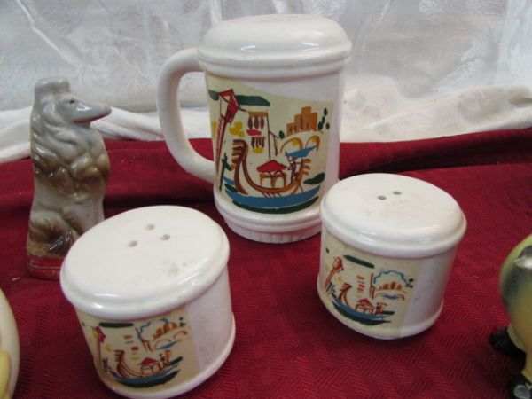 VINTAGE COLLECTIBLE FIGURINES, SALT & PEPPER SHAKER SET