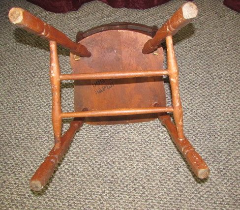 VINTAGE MAPLE KITCHEN CHAIR