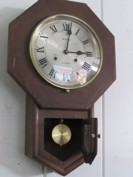 LECLAIRE 31-DAY REGULATOR WALL CLOCK