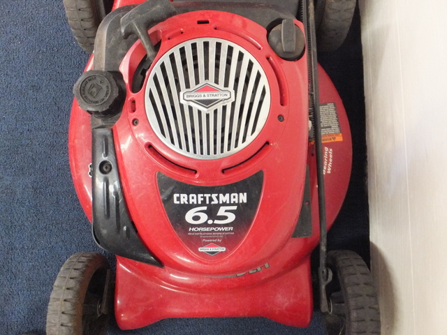 Lot Detail - CRAFTSMAN LAWNMOWER WITH DUST BLOCKER