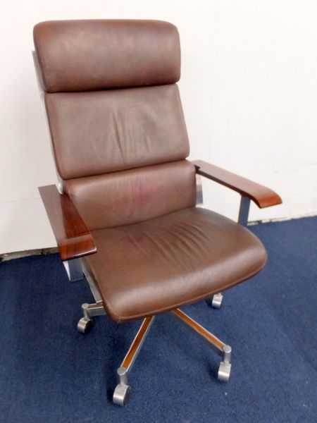 VERY EXECUTIVE CHAIR - MID-CENTURY MODERN!