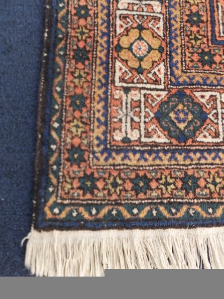 QUALITY HANDWOVEN ALL WOOL RUG MADE IN IRAN