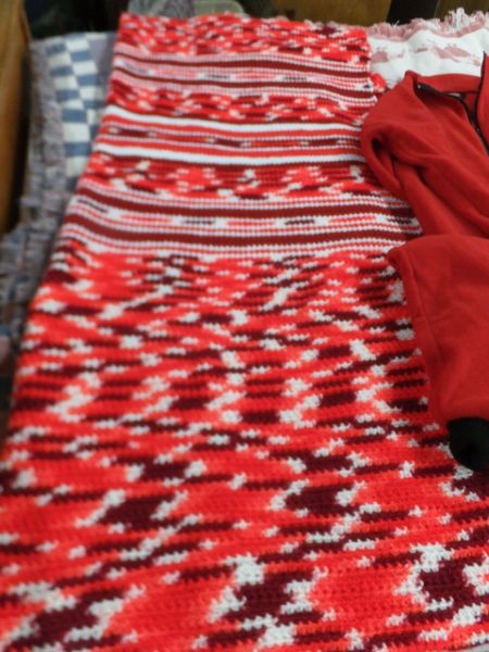 NICE WARM BODY BLANKET & AFGHAN - STAY WARM THIS WINTER!