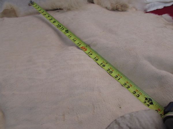 EXTREMELY FINE SHETLAND SHEEPSKIN RUG/THROW