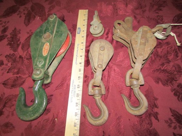 VARIETY OF VINTAGE PULLEYS