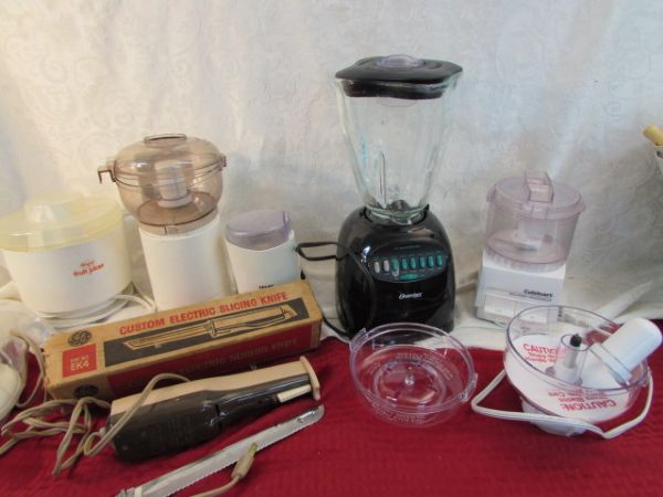 SMALL KITCHEN APPLIANCES