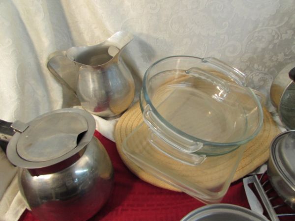 VINTAGE POTS, PANS, PYREX AND MORE