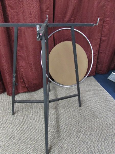 LARGE CHROME RING CLOTHING DISPLAY RACK