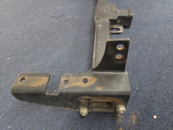 E-Z LIFT TRAILER HITCH 