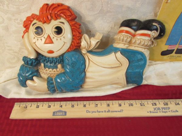 VINTAGE RAGGEDY ANN & ANDY WALL HANGINGS