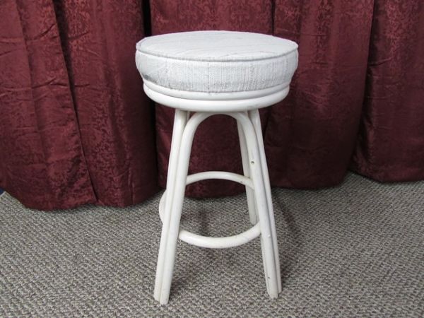 WHITE CANE STOOL