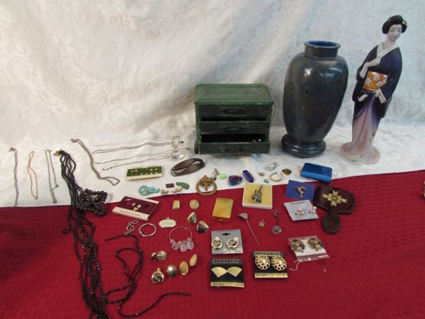 COSTUME JEWELRY LOT WITH BAKELITE 3-DRAWER JEWELRY BOX.