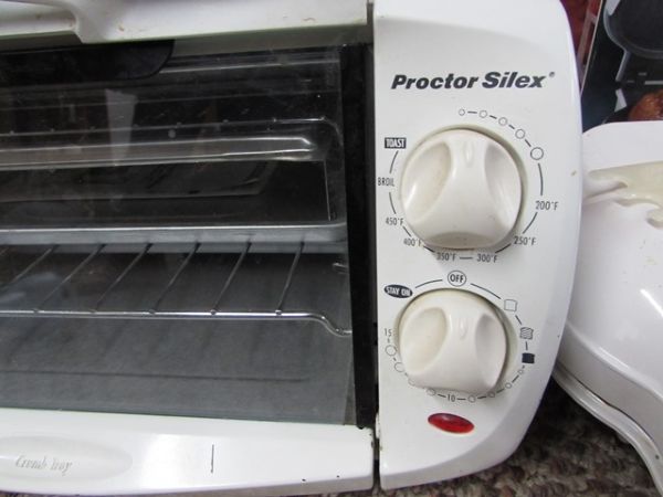 KITCHEN HELPERS - TOASTER OVEN, GRILL & HAND BLENDER