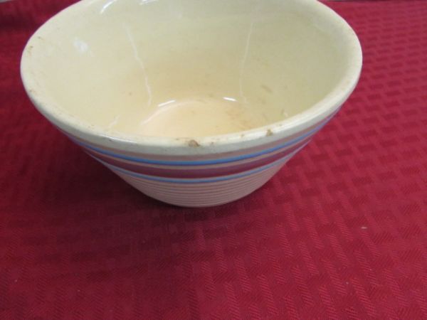 VINTAGE WATT OVENWARE NESTING MIXING BOWLS