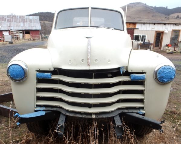 1952 CHEVY LOADMASTER FLATBED PROJECT TRUCK  ***RESERVE HAS BEEN DROPPED TO $2100***