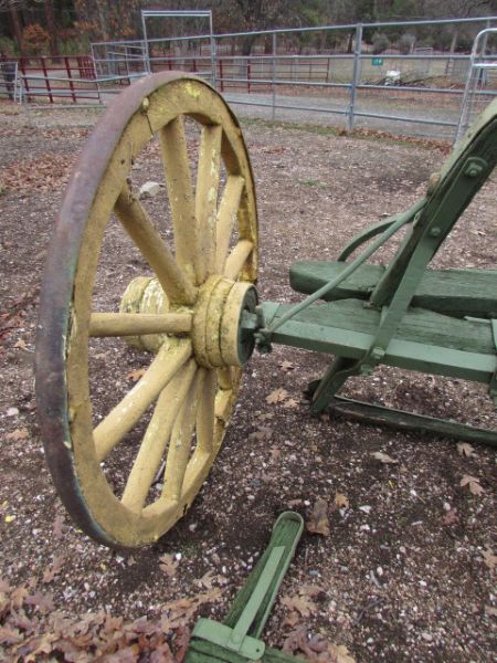 JOHN DEERE GREEN & YELLOW WAGON FRONT WHEELS & AXLES **There is a $225 reserve on this item***