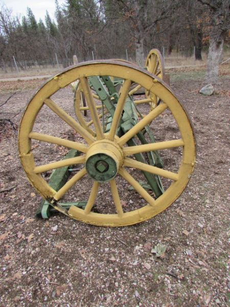 JOHN DEERE GREEN & YELLOW WAGON FRONT WHEELS & AXLES **There is a $225 reserve on this item***