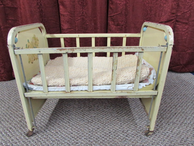 doll e crib