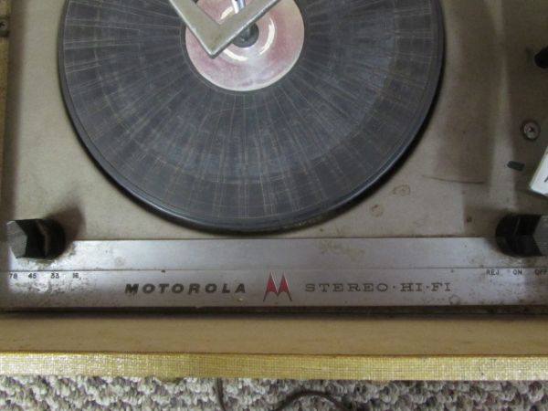 MOTOROLA RECORD PLAYER