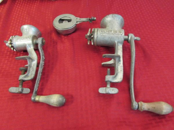 VINTAGE FOOD GRINDERS & ANTIQUE ROCHESTER BURNER