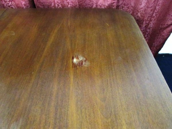 DREXEL DINING ROOM TABLE TRAVIS COURT COLLECTION VINTAGE 