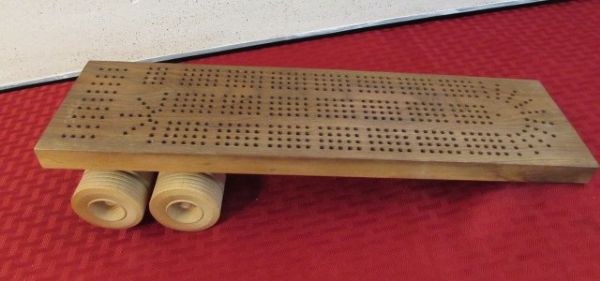 UNIQUE HANDMADE SEMI TRUCK CRIBBAGE BOARD.